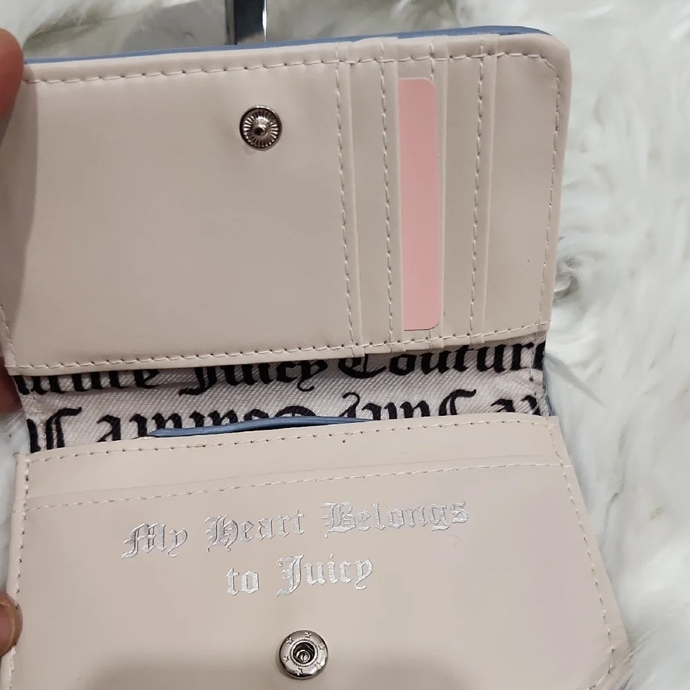 💙▪️Juicy Couture ▪️Blue Wallet with Heart Charm Nwot